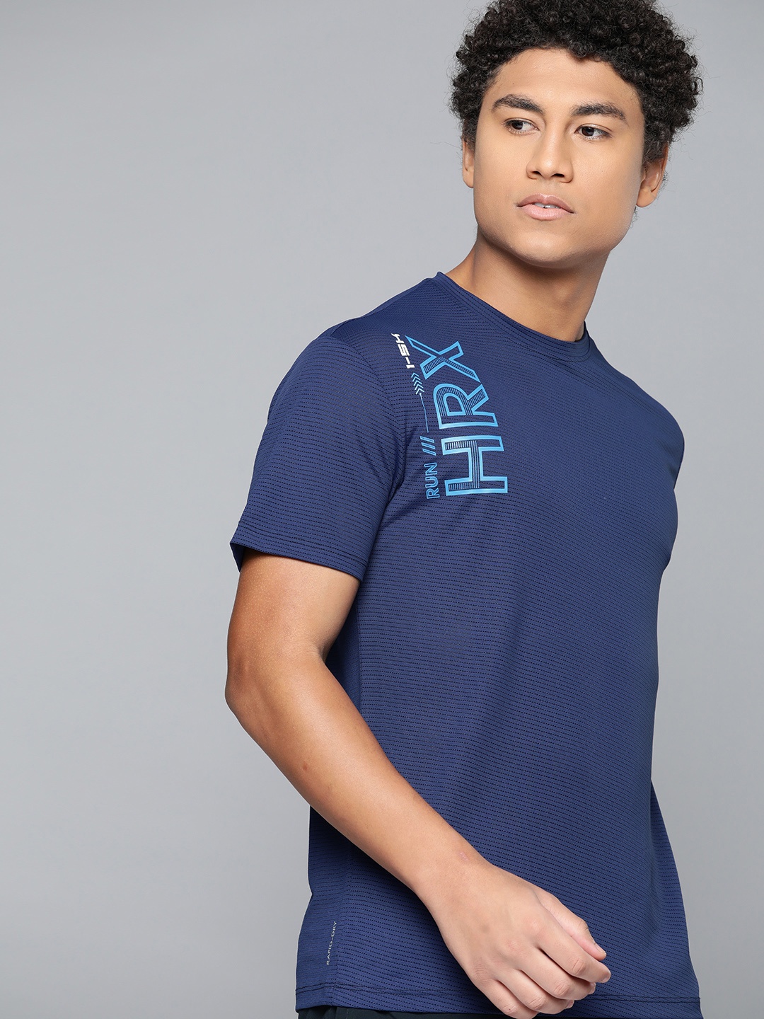 HRX By Hrithik Roshan Running Men Medieval Blue Antimicrobial Brand Carrier T-shirts, Navy blue
HRX By Hrithik Roshan Running Men Medieval Blue Antimicrobial Brand Carrier T-shirts, Navy blue
