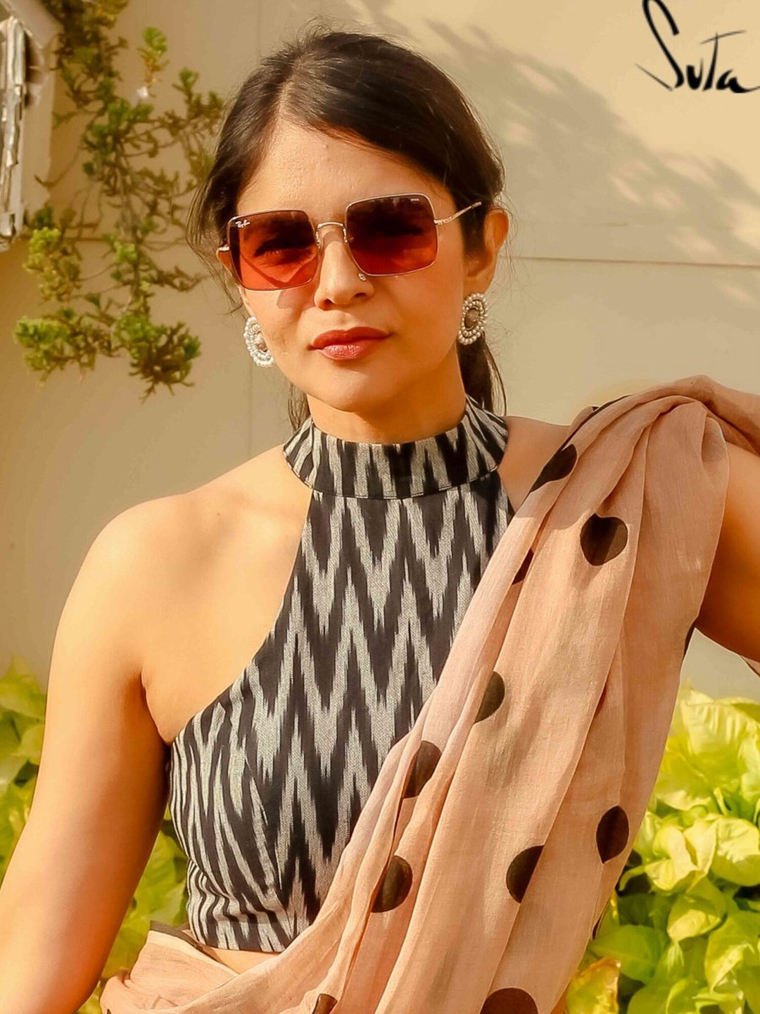 Suta Black & Grey Printed Cotton Saree Blouse 
Suta Black & Grey Printed Cotton Saree Blouse