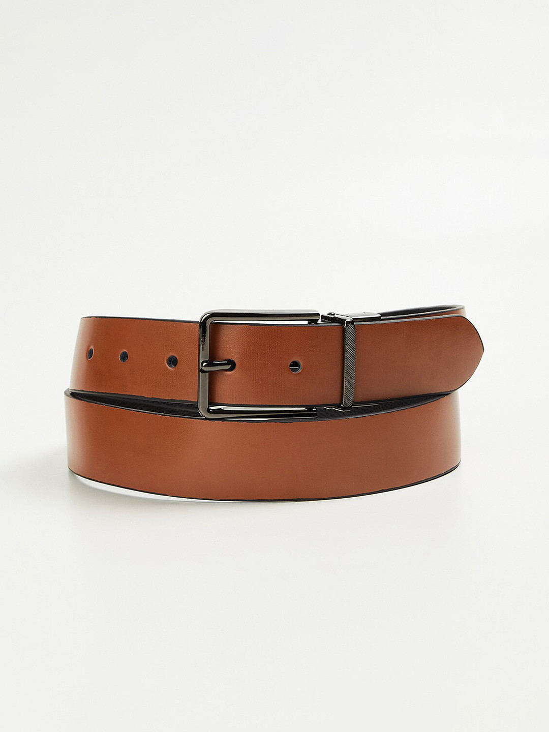 CODE by Lifestyle Men Brown Leather Belt
CODE by Lifestyle Men Brown Leather Belt