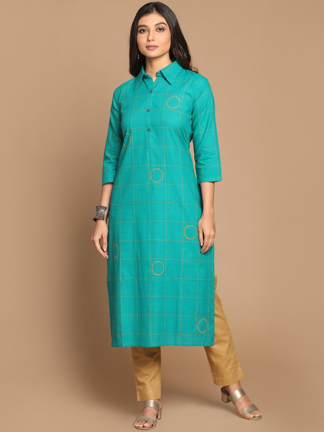 Earthwear Women Sea Green Cotton Checked Straight Kurta with Shirt Collar & Hand Embroidery
Earthwear Women Sea Green Cotton Checked Straight Kurta with Shirt Collar & Hand Embroidery
