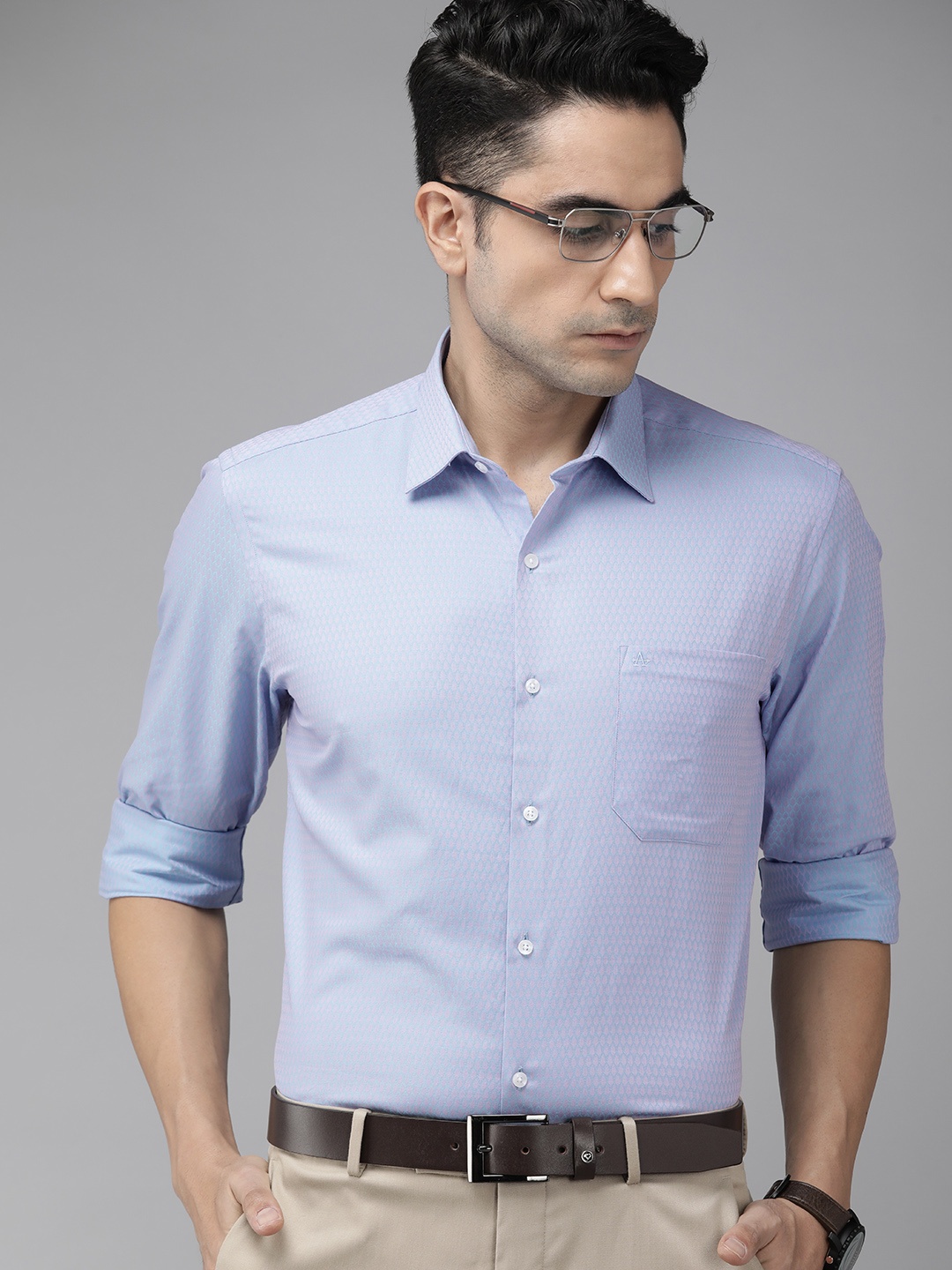 Arrow Men Lavender And Blue Geometric Printed Original Slim Fit Pure Cotton Formal Shirt
Arrow Men Lavender And Blue Geometric Printed Original Slim Fit Pure Cotton Formal Shirt