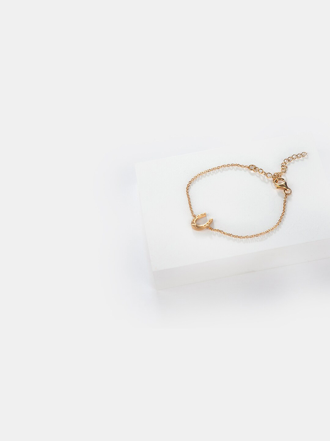 SHAYA Women Gold-Plated 925 Silver Charm Bracelet
SHAYA Women Gold-Plated 925 Silver Charm Bracelet