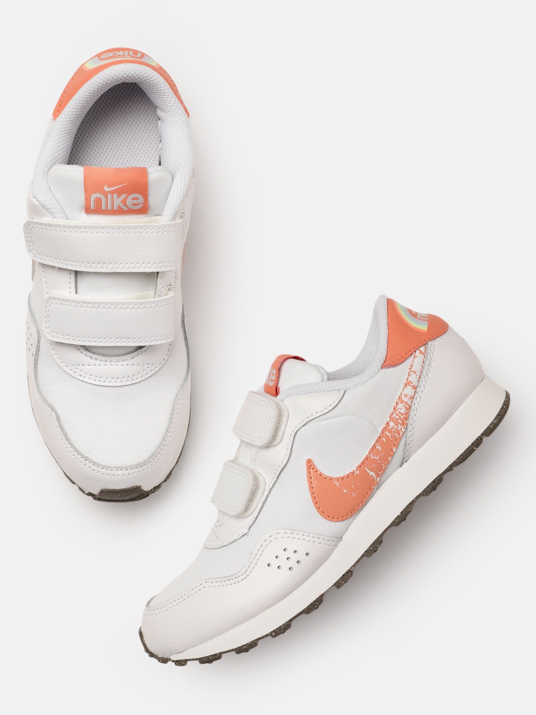 Nike Boys White MD Valiant Leather Sneakers