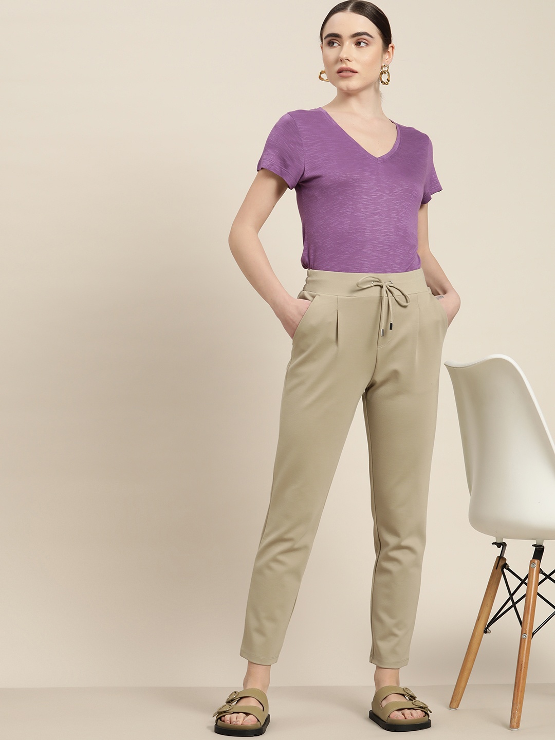 INVICTUS V-Neck Knitted T-shirt, Purple