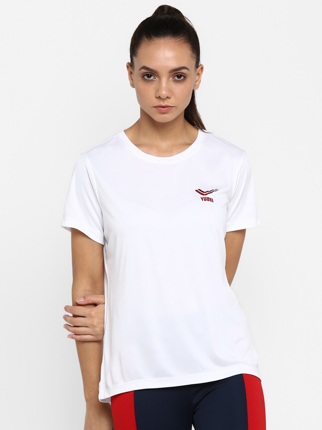 Yuuki Women White Slim Fit T-shirt