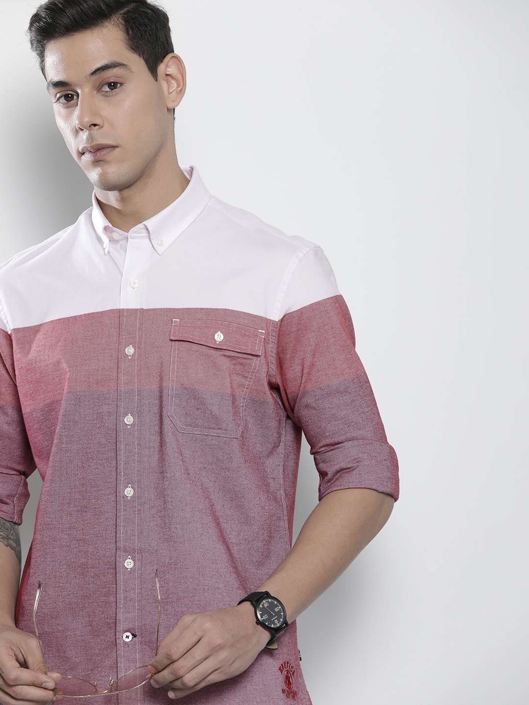 Nautica Men Mauve Pink & White Slim Fit Button-Down Collar Colourblocked Casual Shirt
Nautica Men Mauve Pink & White Slim Fit Button-Down Collar Colourblocked Casual Shirt