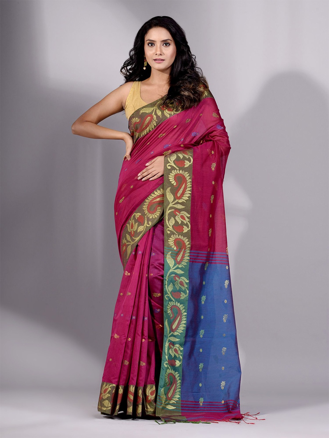 Charukriti Women Magenta Sarees