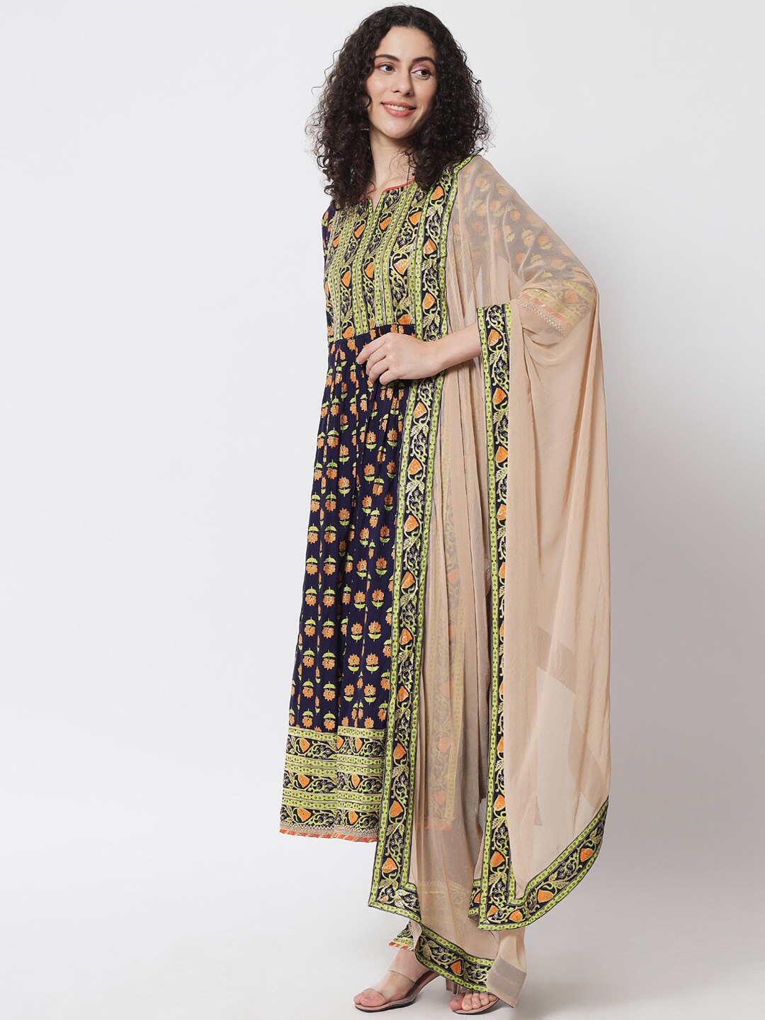 Meeranshi Women Navy Blue Ethnic Motifs Printed Empire Gotta Patti Kurti with Trousers & With Dupatta
Meeranshi Women Navy Blue Ethnic Motifs Printed Empire Gotta Patti Kurti with Trousers & With Dupatta