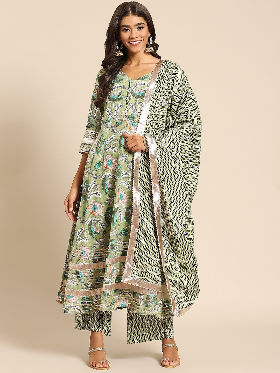 Prakhya Women Olive Green Floral Printed Empire Gotta Patti Pure Cotton Kurta with Palazzos & With Dupatta
Prakhya Women Olive Green Floral Printed Empire Gotta Patti Pure Cotton Kurta with Palazzos & With Dupatta