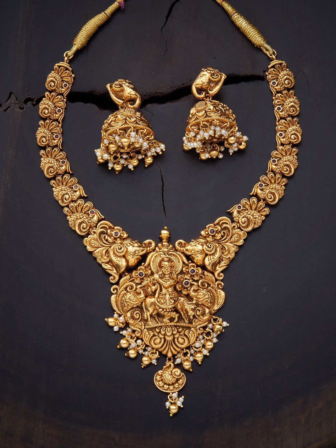 Kushal's Fashion Jewellery Red Gold-Plated Antique Jewellery Set
