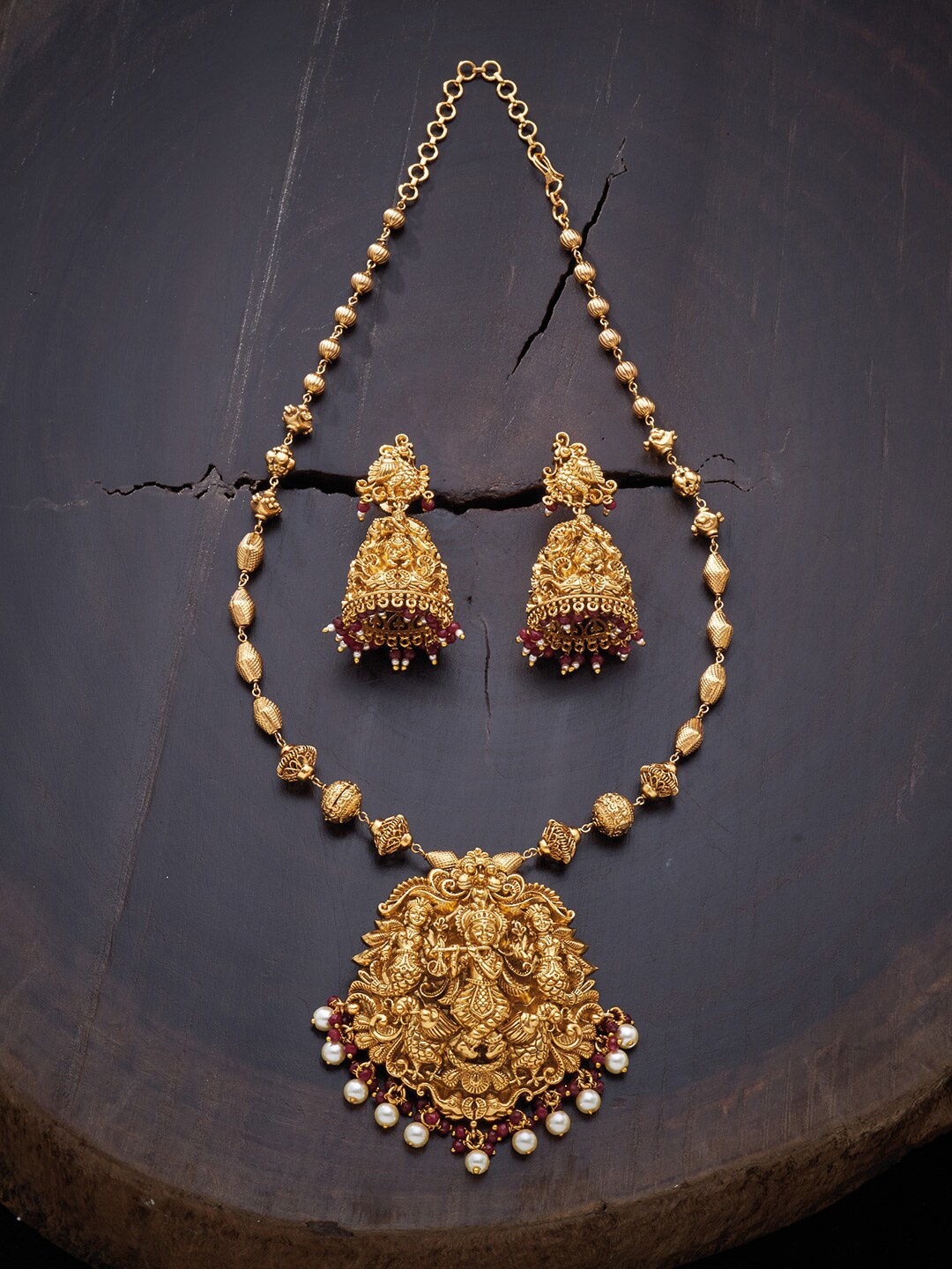 Kushal's Fashion Jewellery Red Gold-Plated Jewellery Set