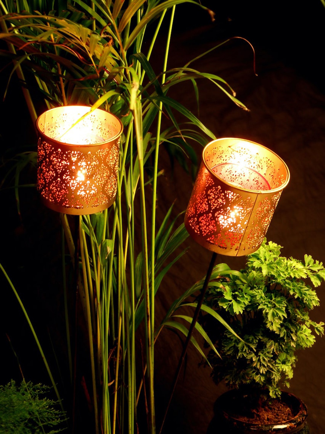 Nakshikathaa Set of 2 Gold & Pink Gandhara Votive with Garden Stick Tea Light holder
Nakshikathaa Set of 2 Gold & Pink Gandhara Votive with Garden Stick Tea Light holder