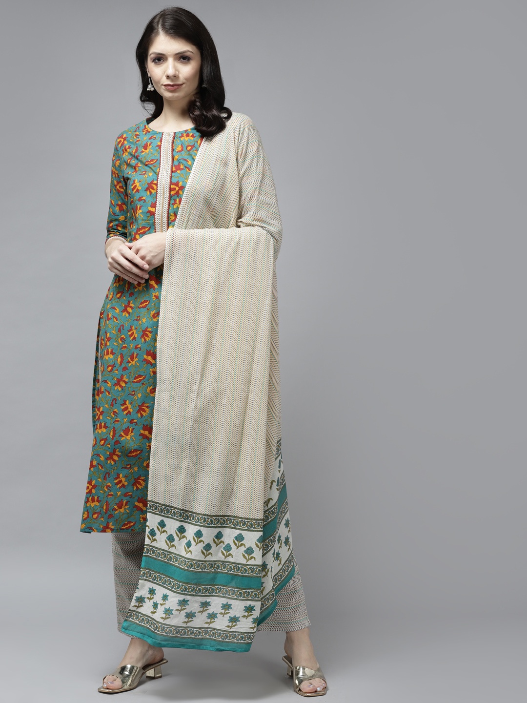 Yufta Women Green Floral Printed Gotta Patti Pure Cotton Kurta with Palazzos & With Dupatta
Yufta Women Green Floral Printed Gotta Patti Pure Cotton Kurta with Palazzos & With Dupatta