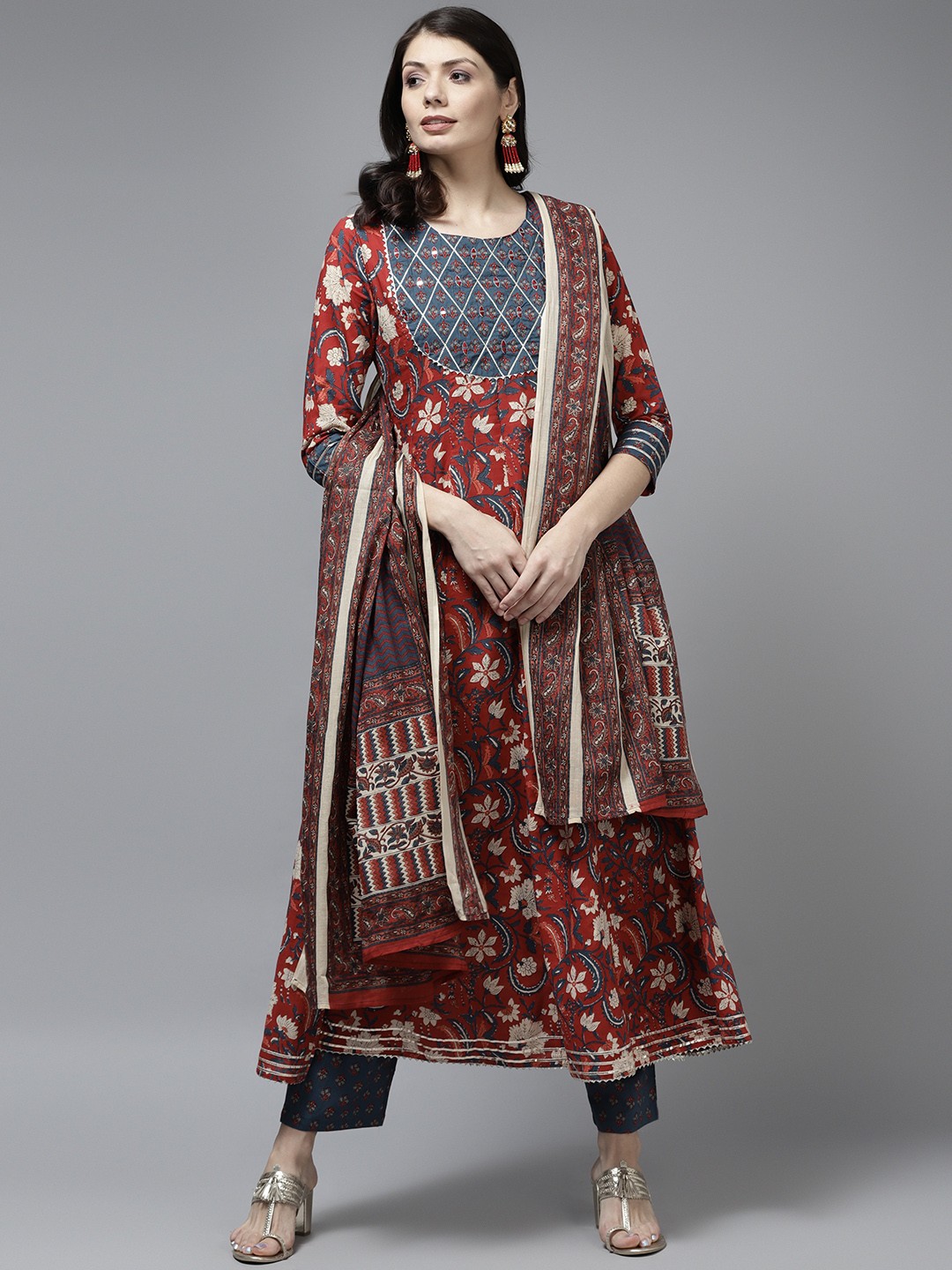 Yufta Women Brown Ethnic Motifs Printed Pleated Sequinned Pure Cotton Kurta with Palazzos & With Dupatta
Yufta Women Brown Ethnic Motifs Printed Pleated Sequinned Pure Cotton Kurta with Palazzos & With Dupatta