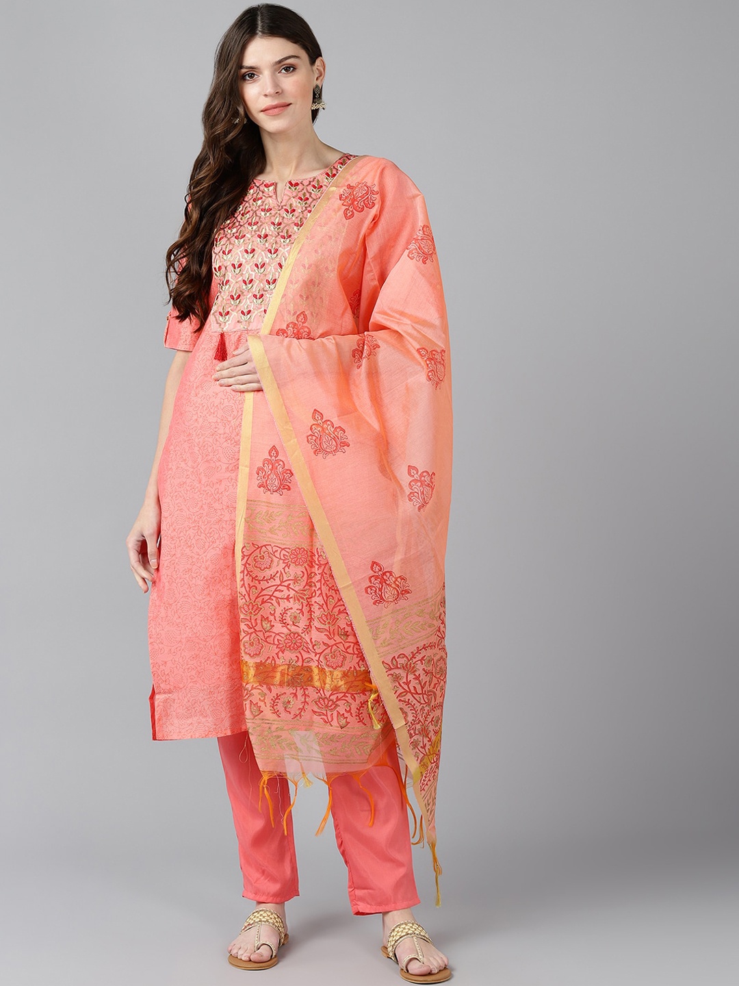 Bani Women Pink Embroidered Thread Work Chanderi Cotton Kurti with Trousers & With Dupatta
Bani Women Pink Embroidered Thread Work Chanderi Cotton Kurti with Trousers & With Dupatta