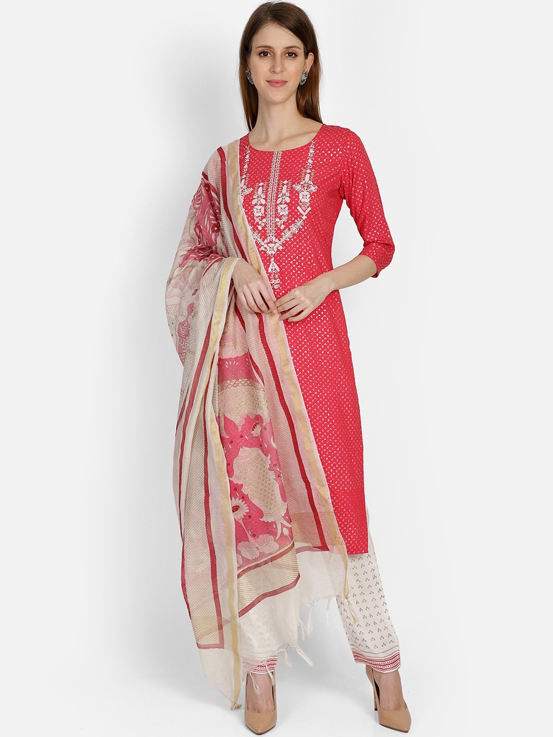 Bani Women Fuchsia Ethnic Motifs Embroidered Pleated Thread Work Liva Kurti with Trousers & With Dupatta
Bani Women Fuchsia Ethnic Motifs Embroidered Pleated Thread Work Liva Kurti with Trousers & With Dupatta