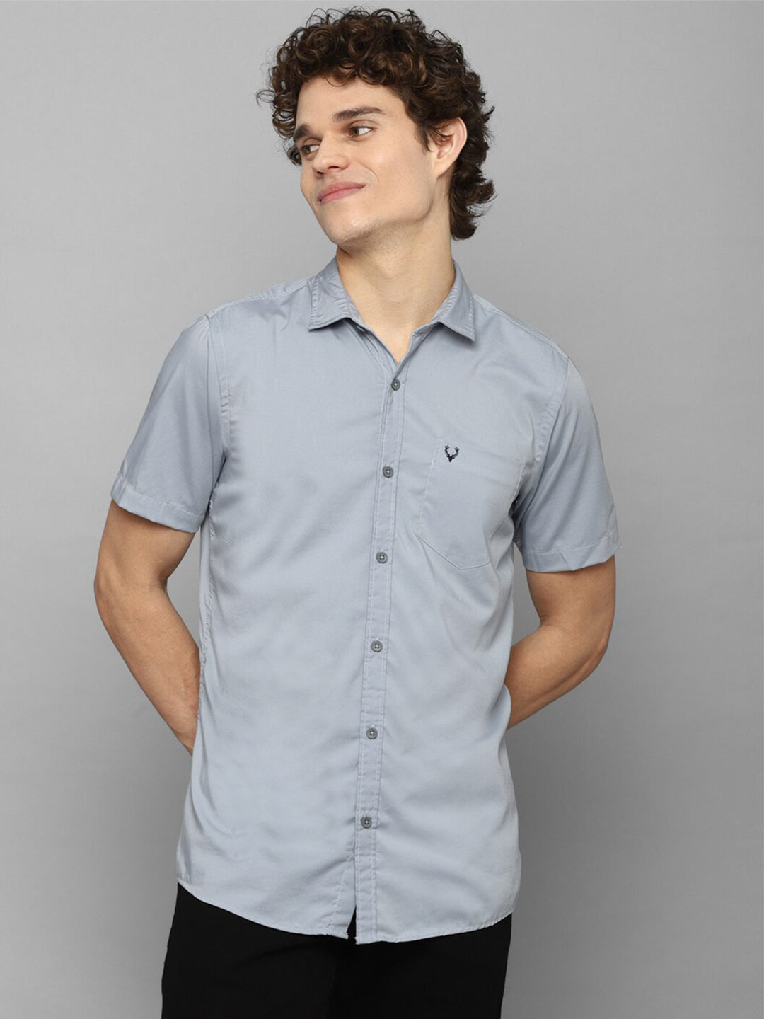 Allen Solly Sport Men Blue Casual Shirt 
Allen Solly Sport Men Blue Casual Shirt