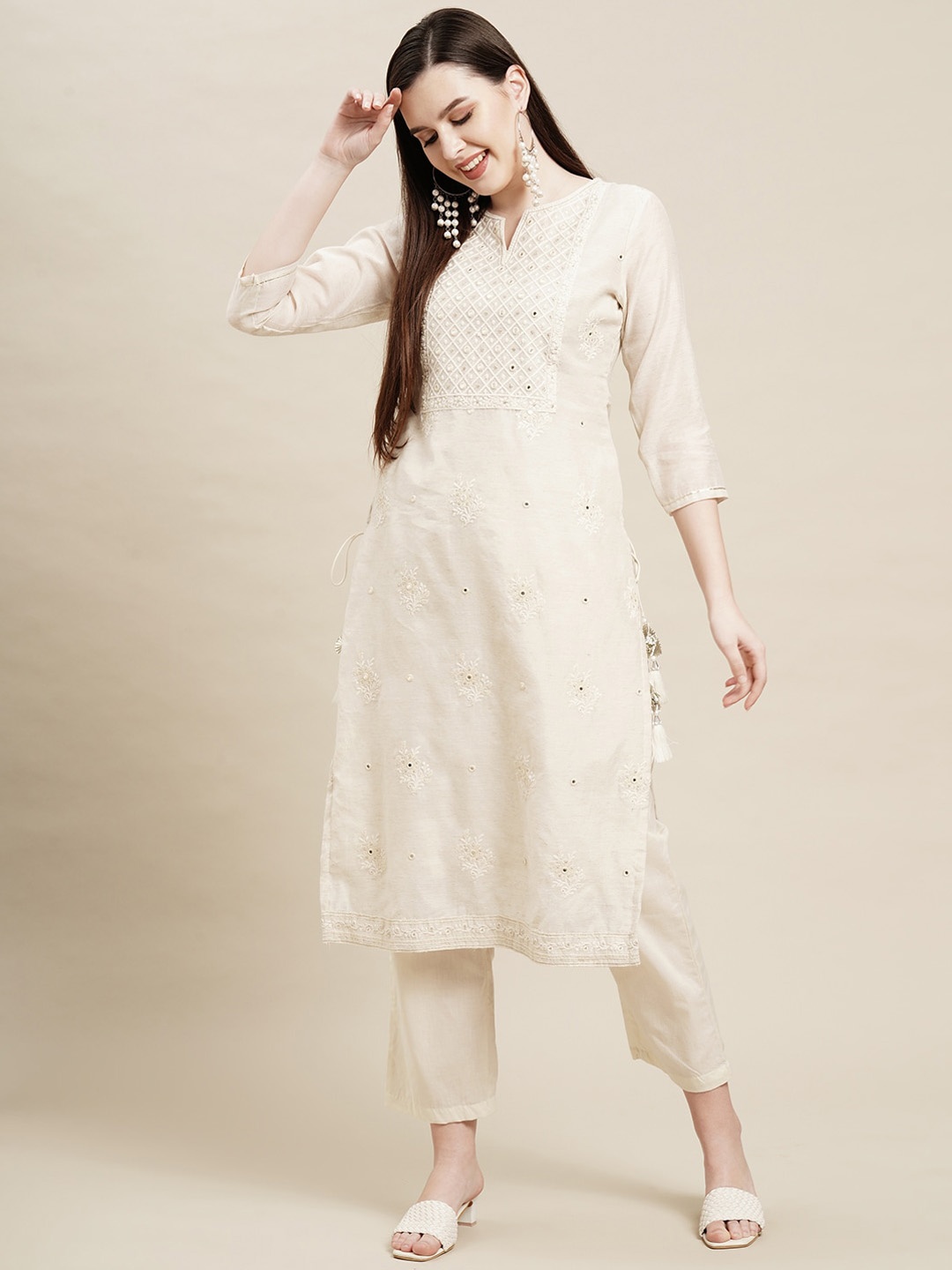 FASHOR Women Off White Floral Embroidered Panelled Mirror Work Pure Cotton Kurti with Trousers & With
FASHOR Women Off White Floral Embroidered Panelled Mirror Work Pure Cotton Kurti with Trousers & With