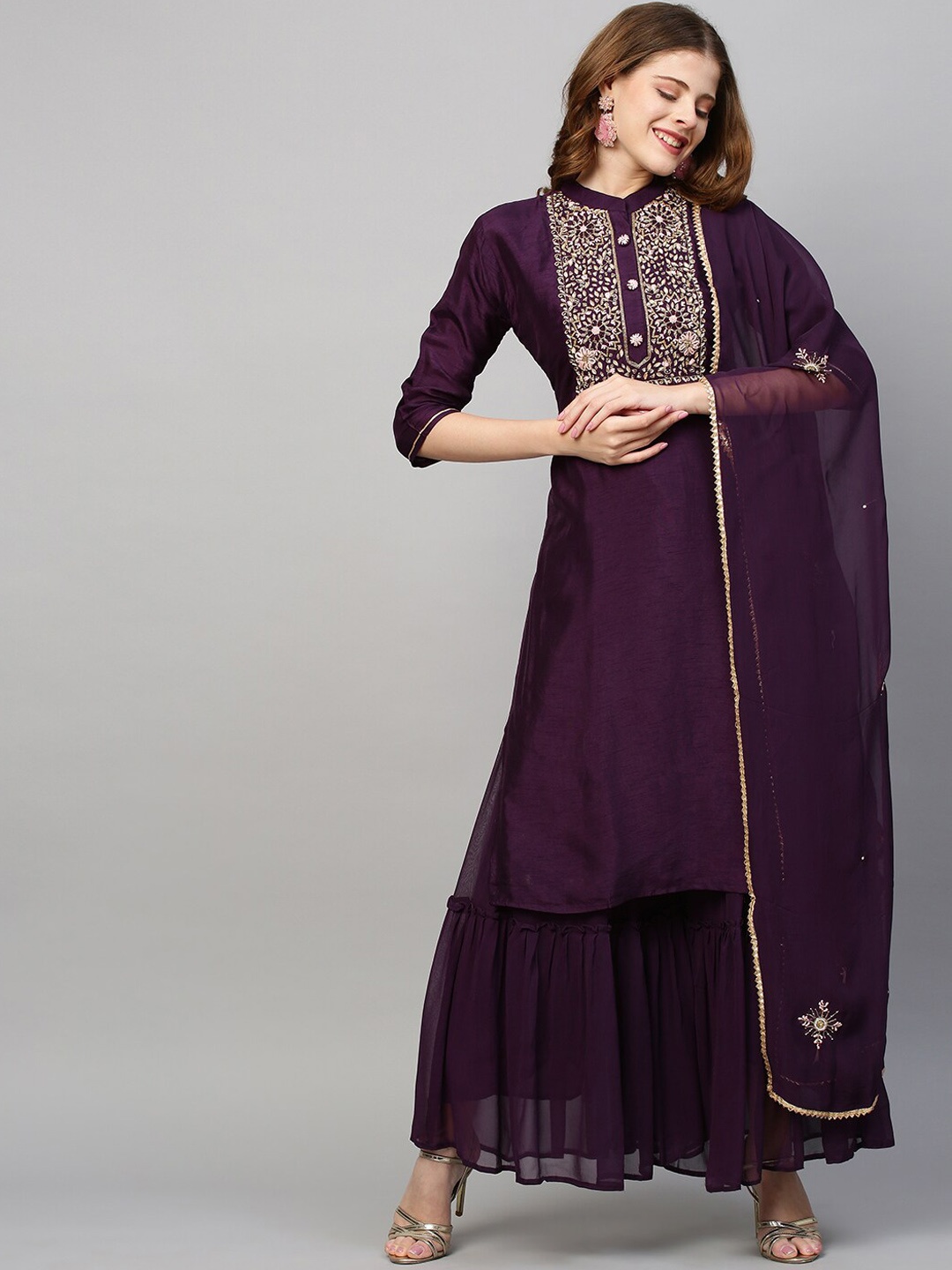 FASHOR Women Purple Embroidered Layered Sequinned Kurti with Trousers & With Dupatta
FASHOR Women Purple Embroidered Layered Sequinned Kurti with Trousers & With Dupatta