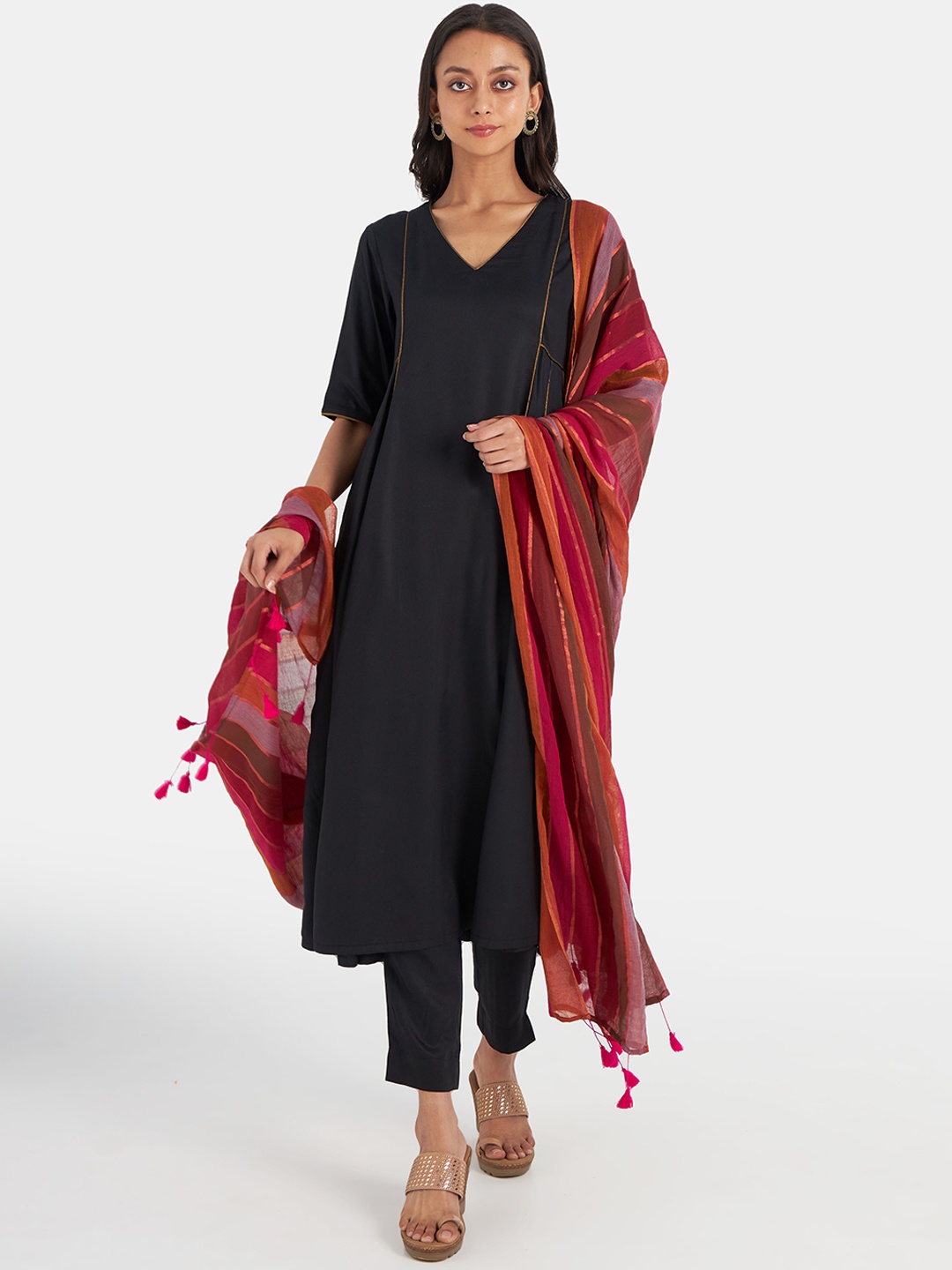 Suta Women Black Kurta with Trousers & With Dupatta