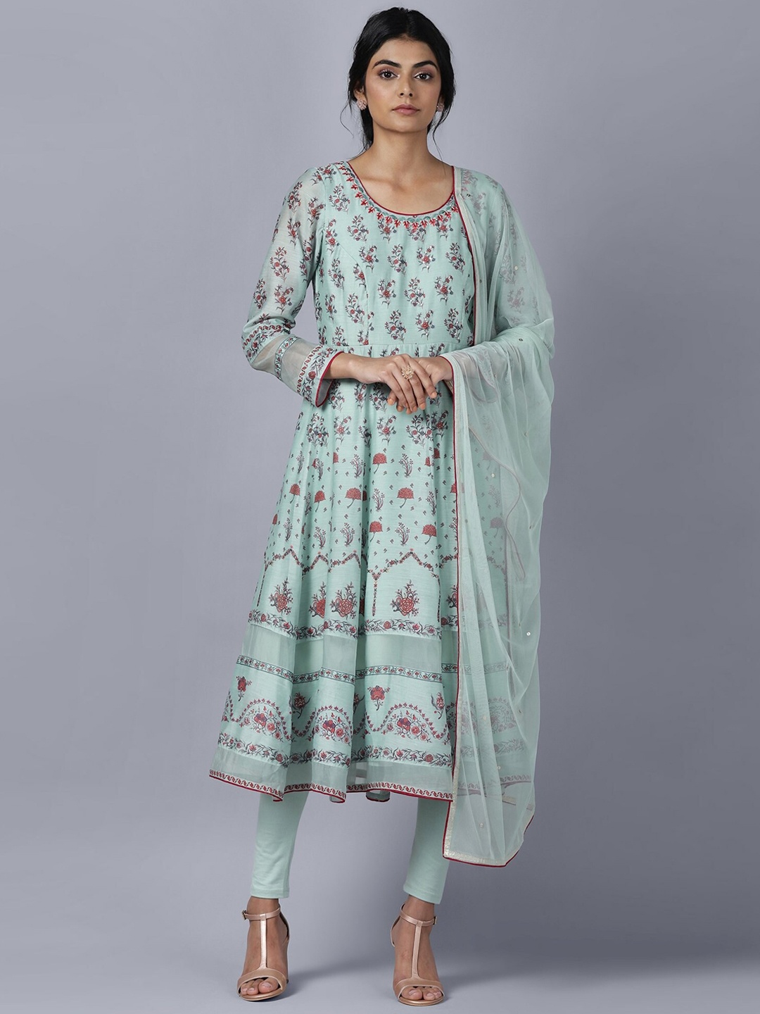 WISHFUL Women Cotton Blue Floral Yoke Design High Slit Kurta with Churidar & With Dupatta
WISHFUL Women Cotton Blue Floral Yoke Design High Slit Kurta with Churidar & With Dupatta