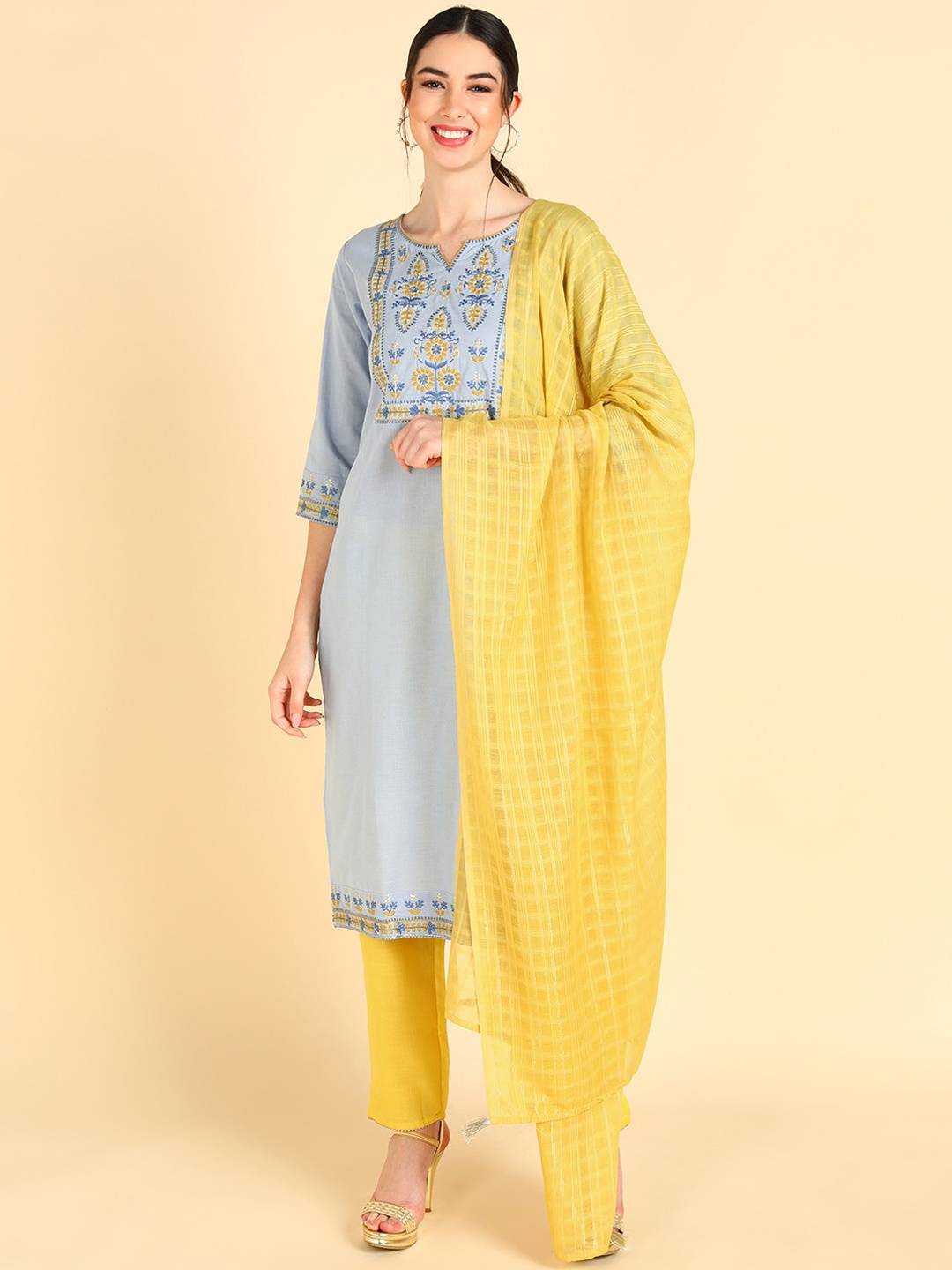AHIKA Women Blue Ethnic Motifs Yoke Design Pure Cotton Kurta with Trousers & With Dupatta
AHIKA Women Blue Ethnic Motifs Yoke Design Pure Cotton Kurta with Trousers & With Dupatta