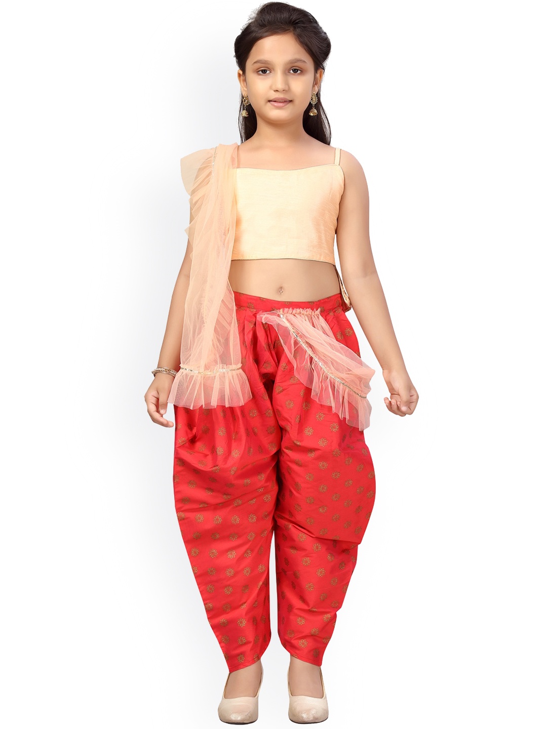 Aarika Girls Peach-Coloured Floral Embroidered Pleated Pure Silk Top with Patiala & With Dupatta
Aarika Girls Peach-Coloured Floral Embroidered Pleated Pure Silk Top with Patiala & With Dupatta