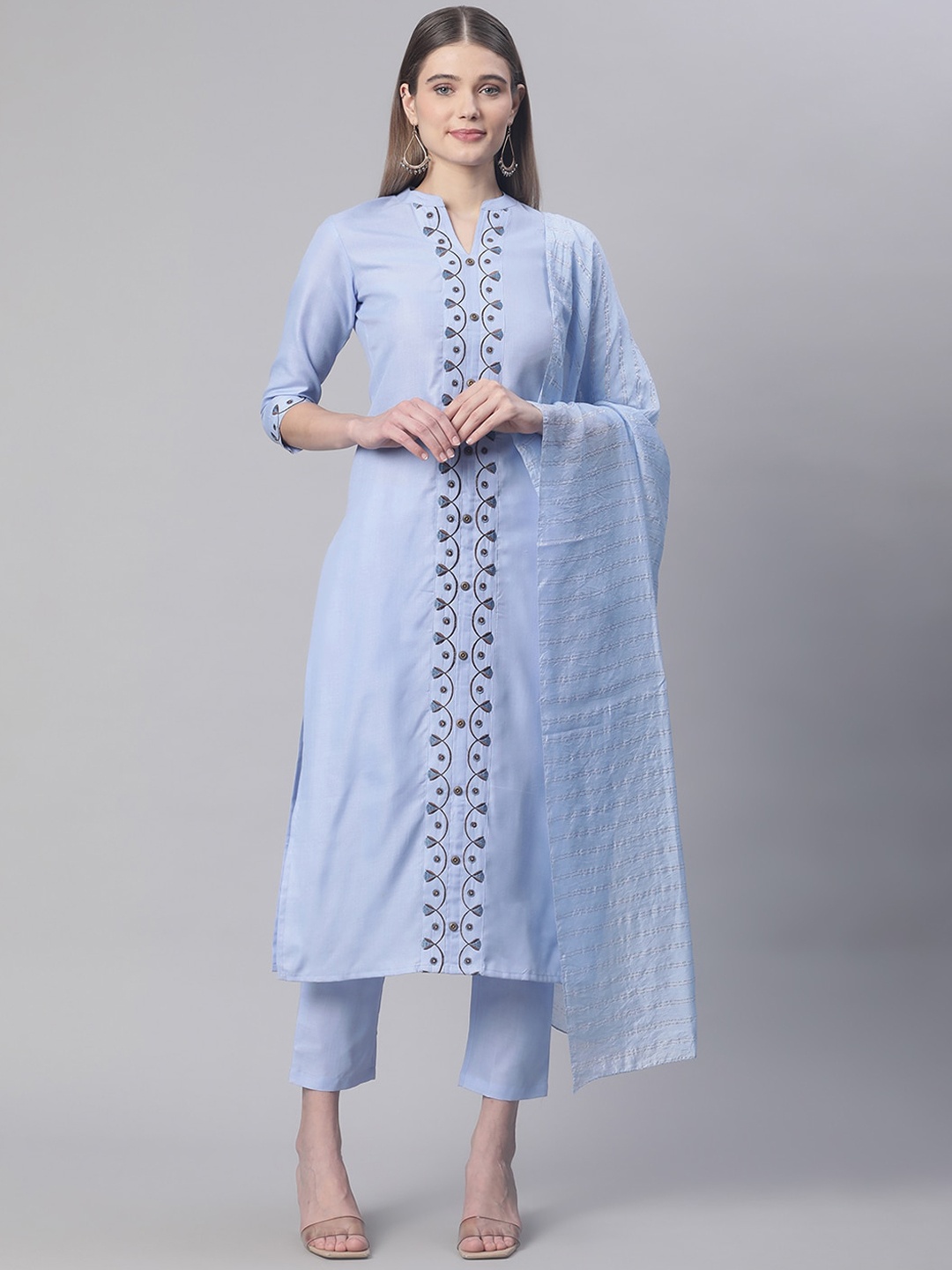 Sringam Women Blue Ethnic Motifs Embroidered Pure Cotton Kurta with Trousers & With Dupatta
Sringam Women Blue Ethnic Motifs Embroidered Pure Cotton Kurta with Trousers & With Dupatta