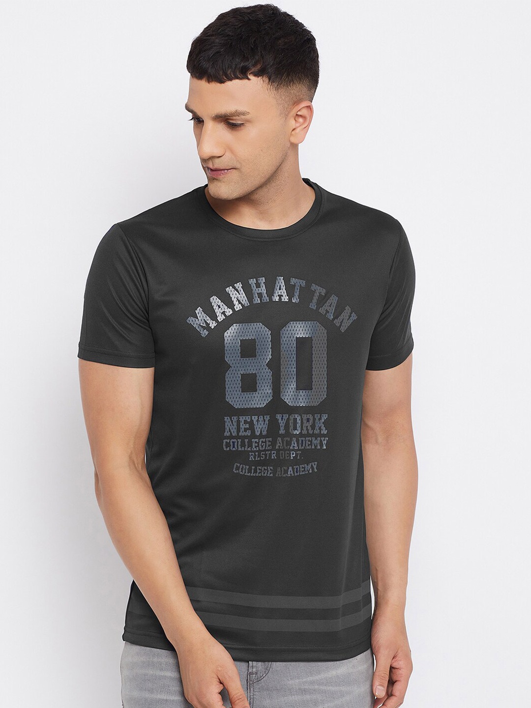 Parcel Yard Men Black Typography Printed T-shirt