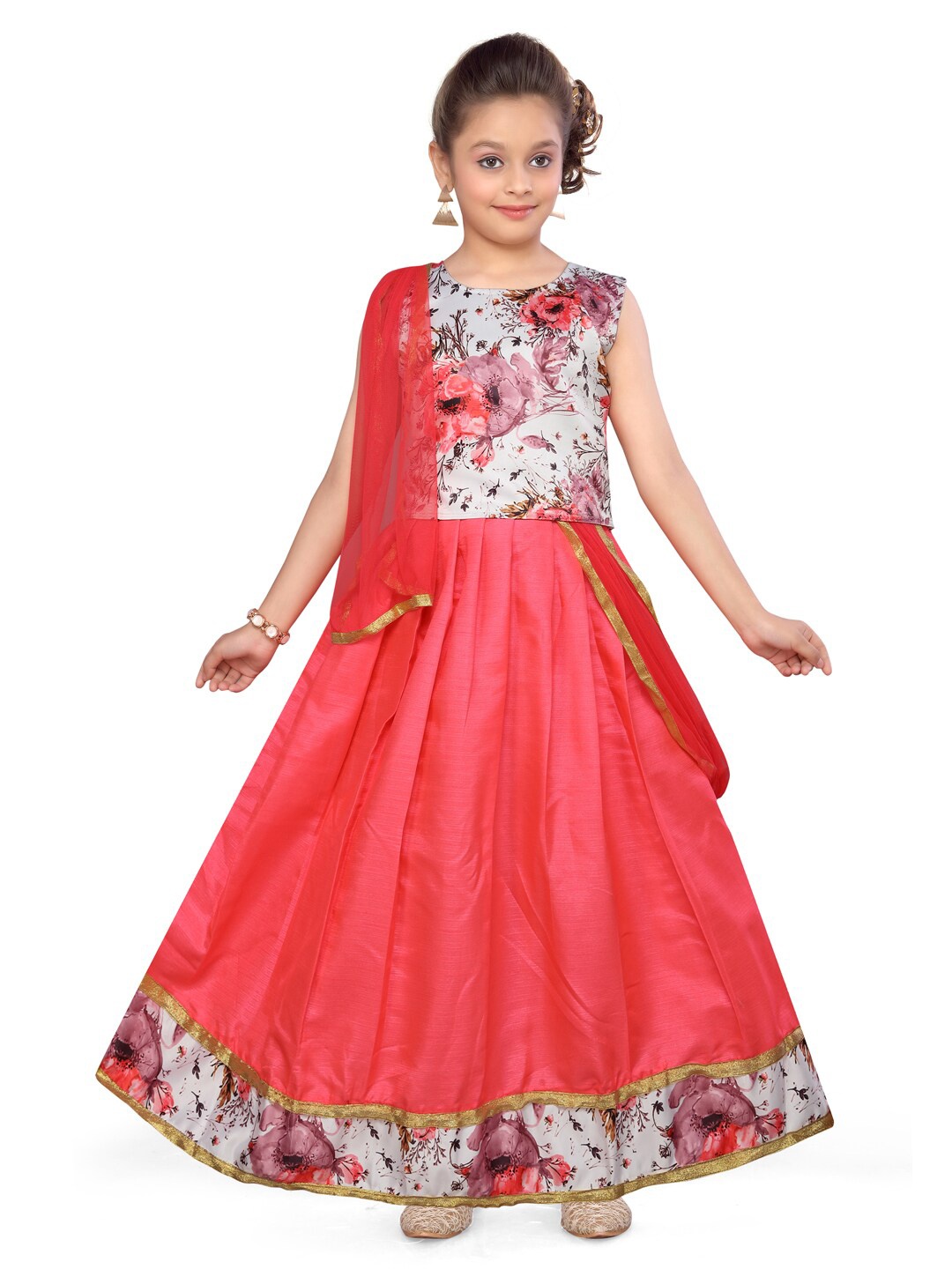 Aarika Girls White & Peach-Coloured Printed Ready to Wear Lehenga & Blouse With Dupatta
Aarika Girls White & Peach-Coloured Printed Ready to Wear Lehenga & Blouse With Dupatta