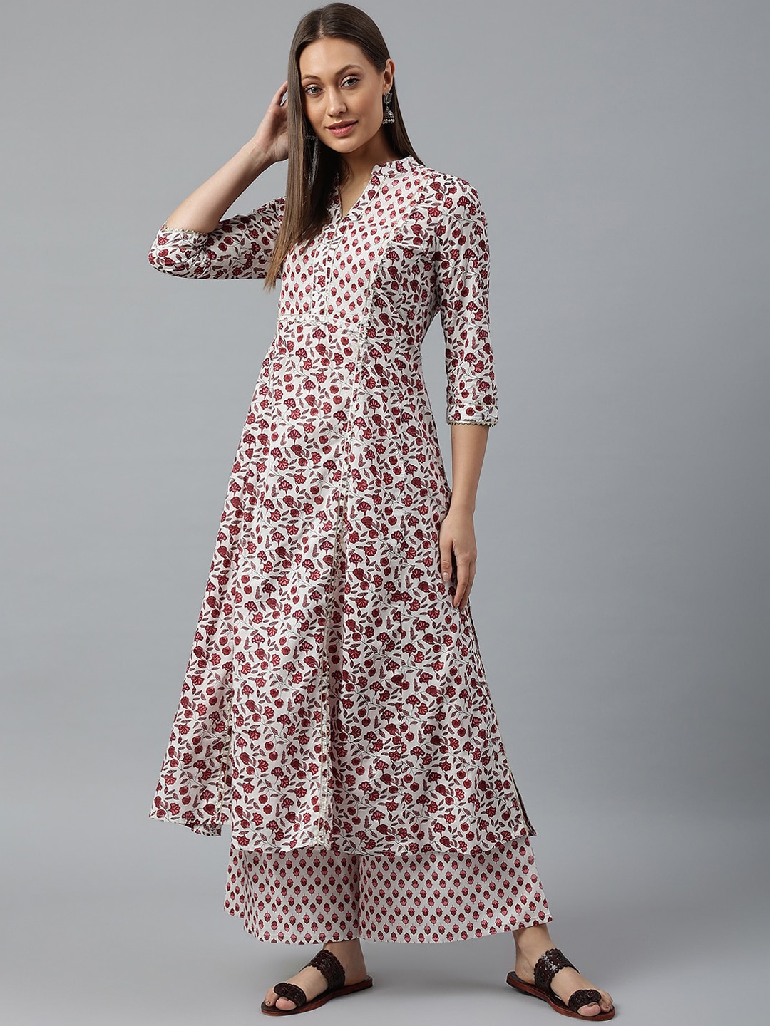 SIAH Women Off White Floral Printed High Slit Gotta Patti Pure Cotton Kurti with Palazzos
SIAH Women Off White Floral Printed High Slit Gotta Patti Pure Cotton Kurti with Palazzos