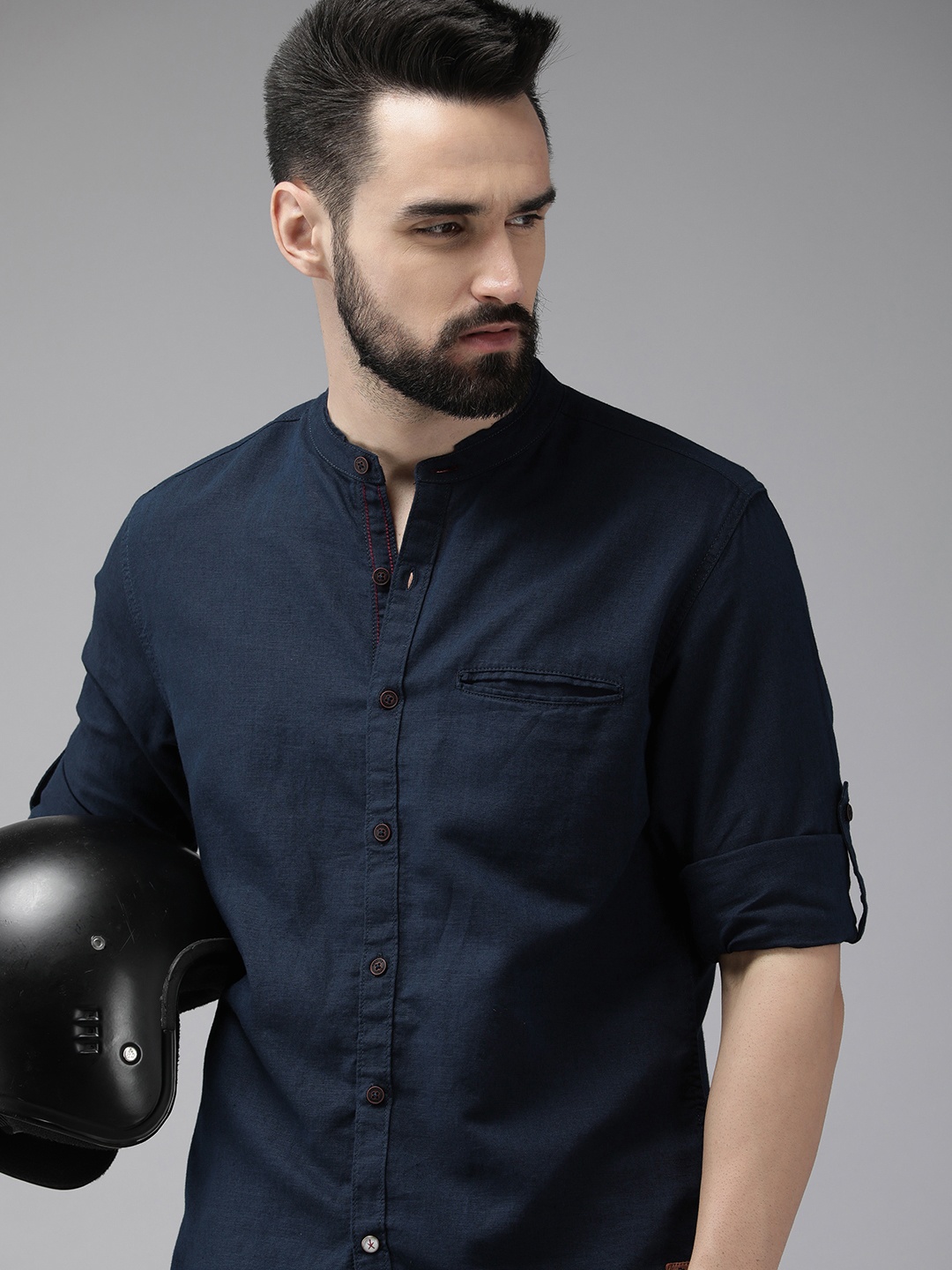 The Roadster Lifestyle Co. Men Navy Blue Solid Cotton Linen Roll-Up Sleeves Casual Shirt
The Roadster Lifestyle Co. Men Navy Blue Solid Cotton Linen Roll-Up Sleeves Casual Shirt
