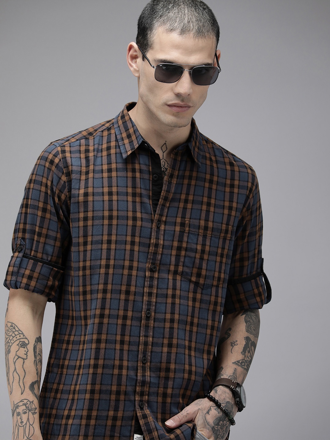 The Roadster Lifestyle Co. Men Brown & Blue Checked Pure Cotton Sustainable Casual Shirt
The Roadster Lifestyle Co. Men Brown & Blue Checked Pure Cotton Sustainable Casual Shirt