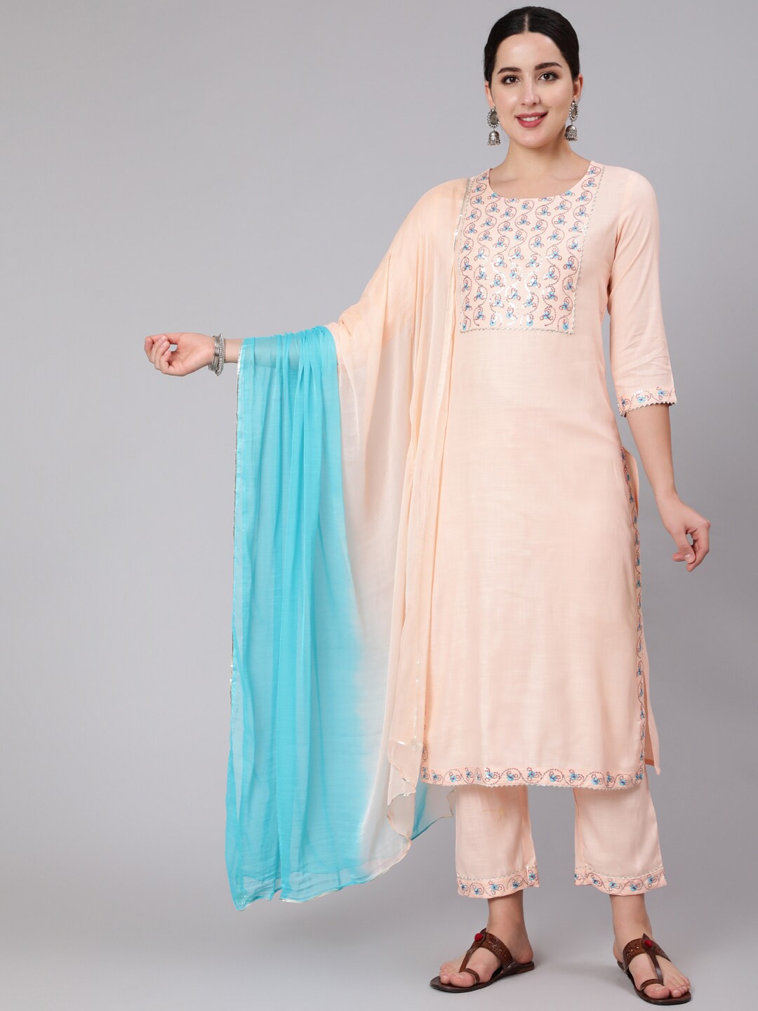 GULMOHAR JAIPUR Women Peach-Coloured Floral Yoke Design Empire Sequinned Kurta with Trousers & With Dupatta
GULMOHAR JAIPUR Women Peach-Coloured Floral Yoke Design Empire Sequinned Kurta with Trousers & With Dupatta