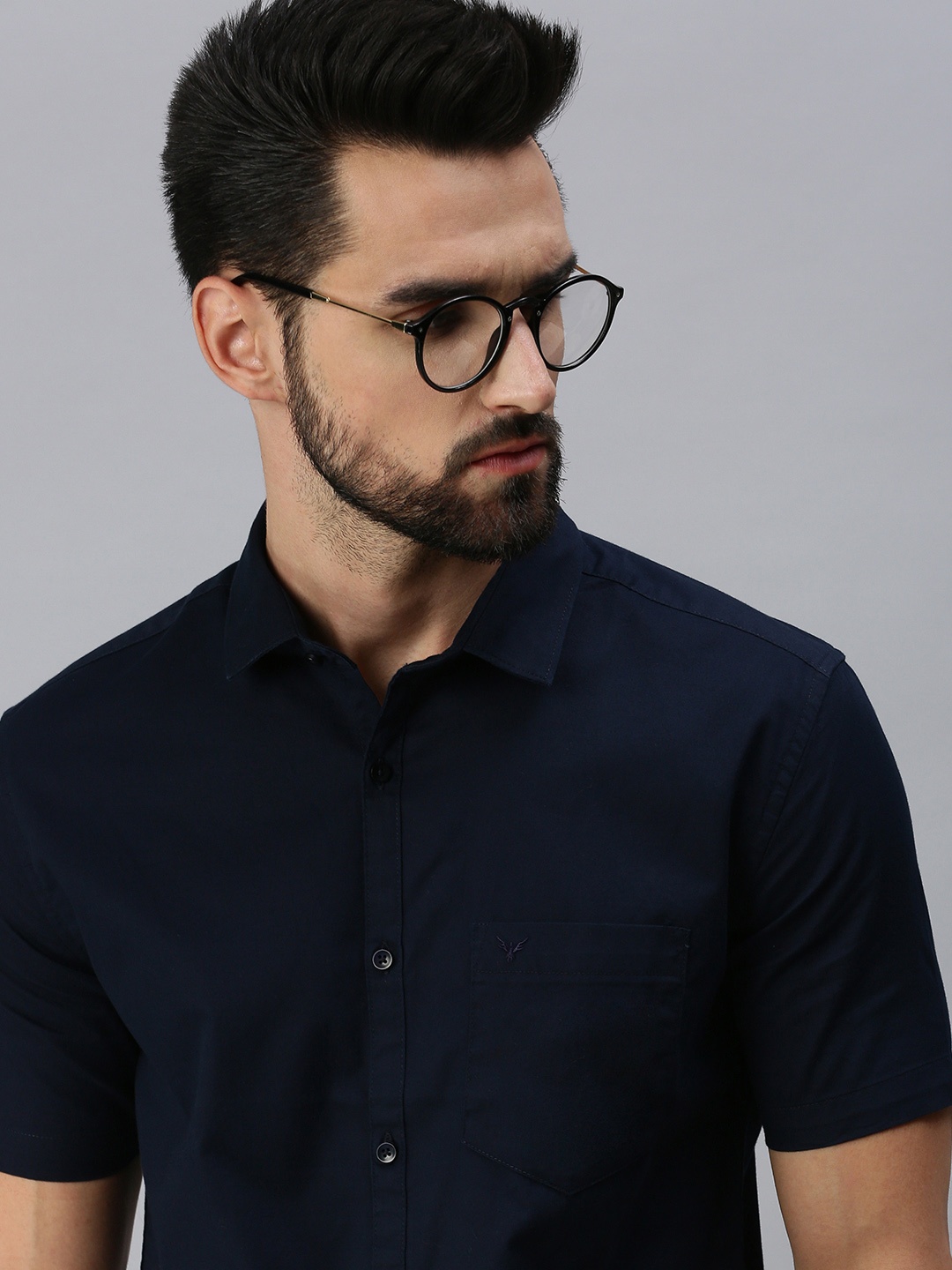 SHOWOFF Men Navy Blue Comfort Slim Fit Casual Shirt