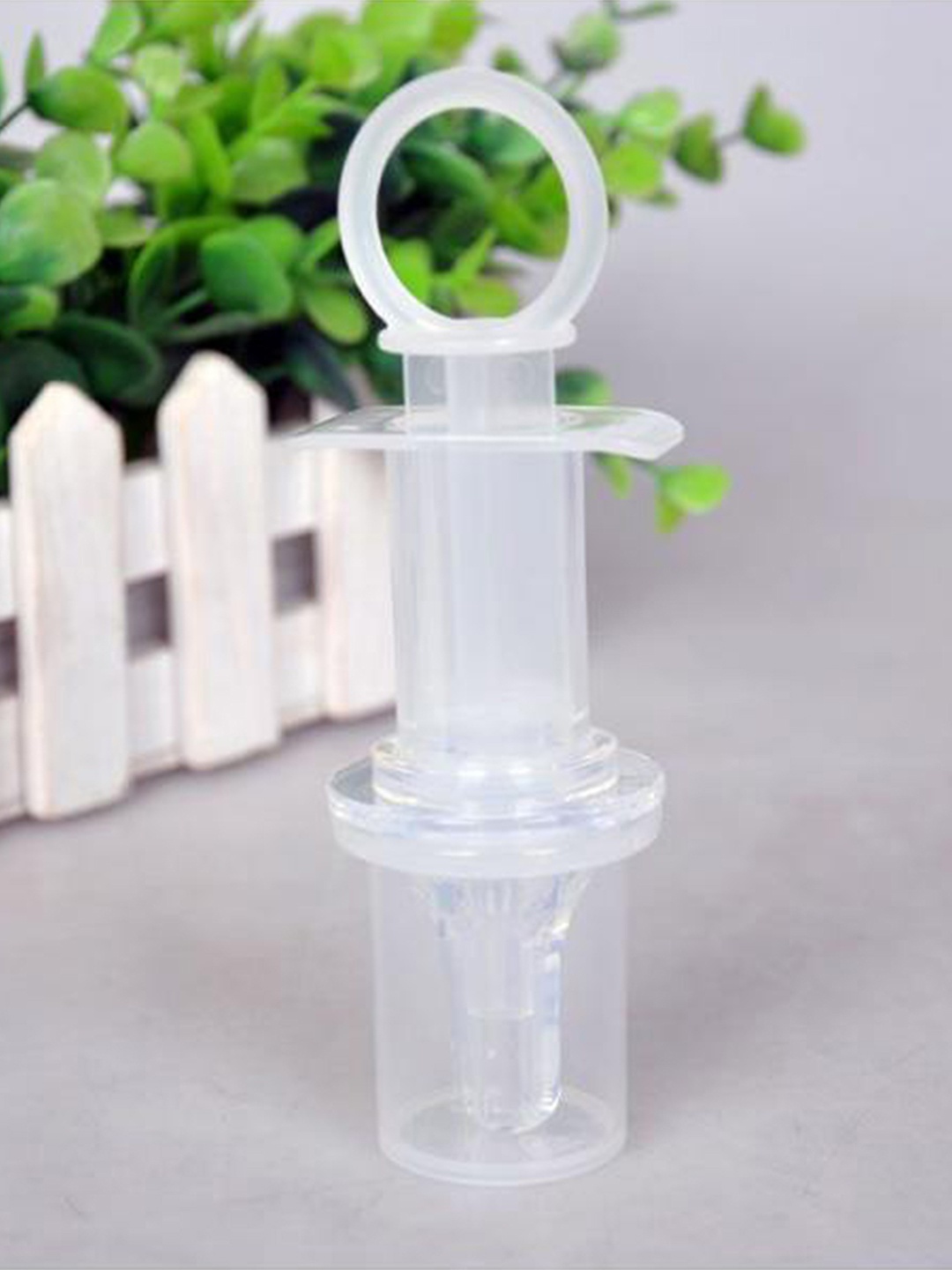 The Little Lookers Infant Kids White & Transparent Solid Baby Food Feeder With Measuring Cup
The Little Lookers Infant Kids White & Transparent Solid Baby Food Feeder With Measuring Cup