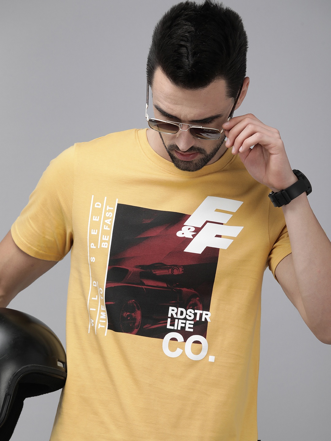 Roadster Fast and Furious Men Mustard Yellow & Maroon Graphic Printed Pure Cotton T-shirt
Roadster Fast and Furious Men Mustard Yellow & Maroon Graphic Printed Pure Cotton T-shirt