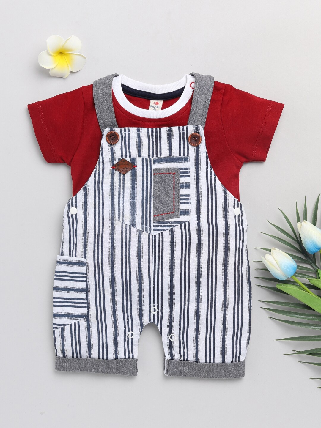 BRATS AND DOLLS Infant Boys Maroon & White Striped Pure Cotton Dungarees With T-shirt
BRATS AND DOLLS Infant Boys Maroon & White Striped Pure Cotton Dungarees With T-shirt