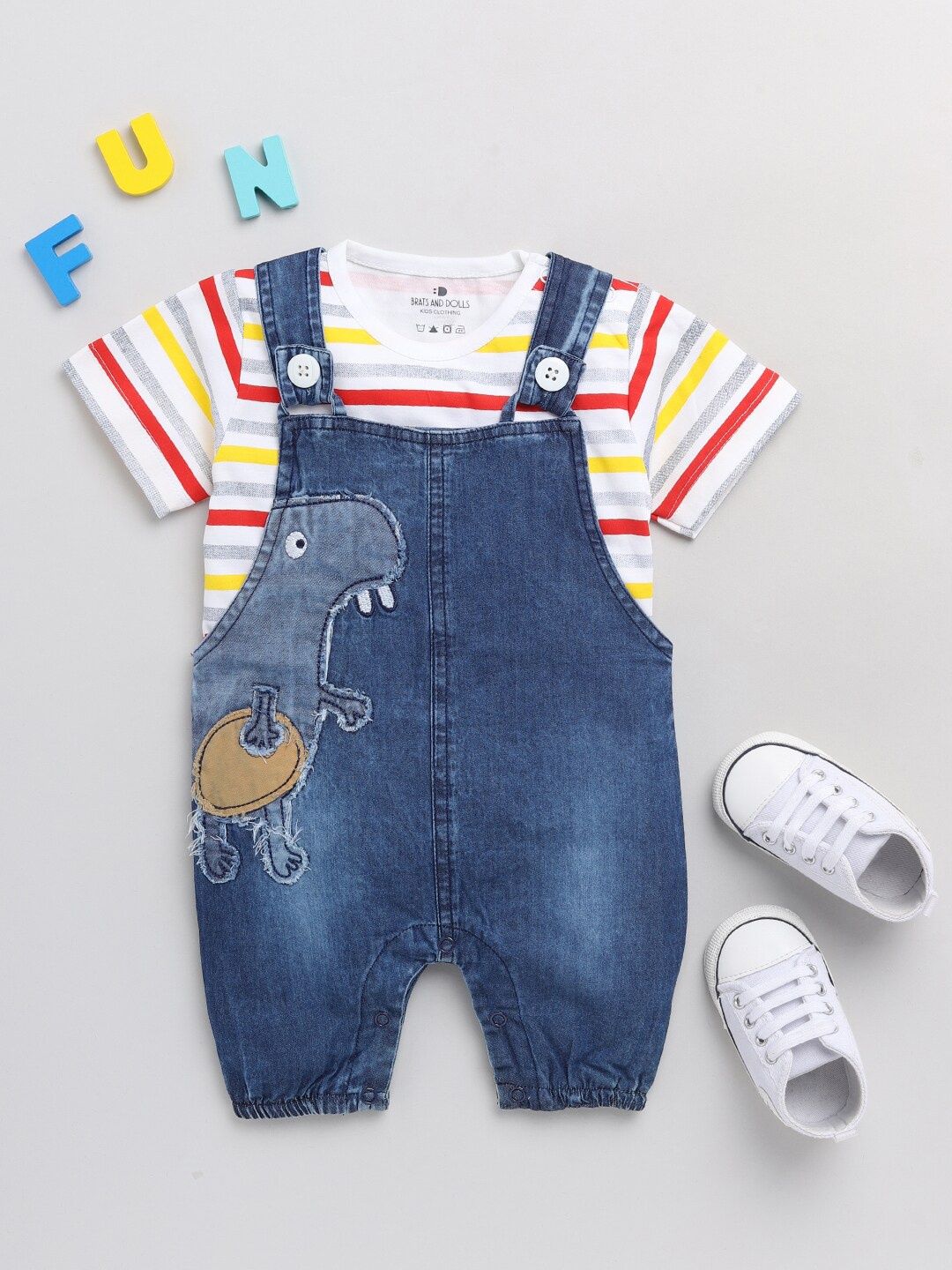 BRATS AND DOLLS Infants Ubisex Kids Yellow & Red Striped Printed Pure Cotton Dungarees
BRATS AND DOLLS Infants Ubisex Kids Yellow & Red Striped Printed Pure Cotton Dungarees
