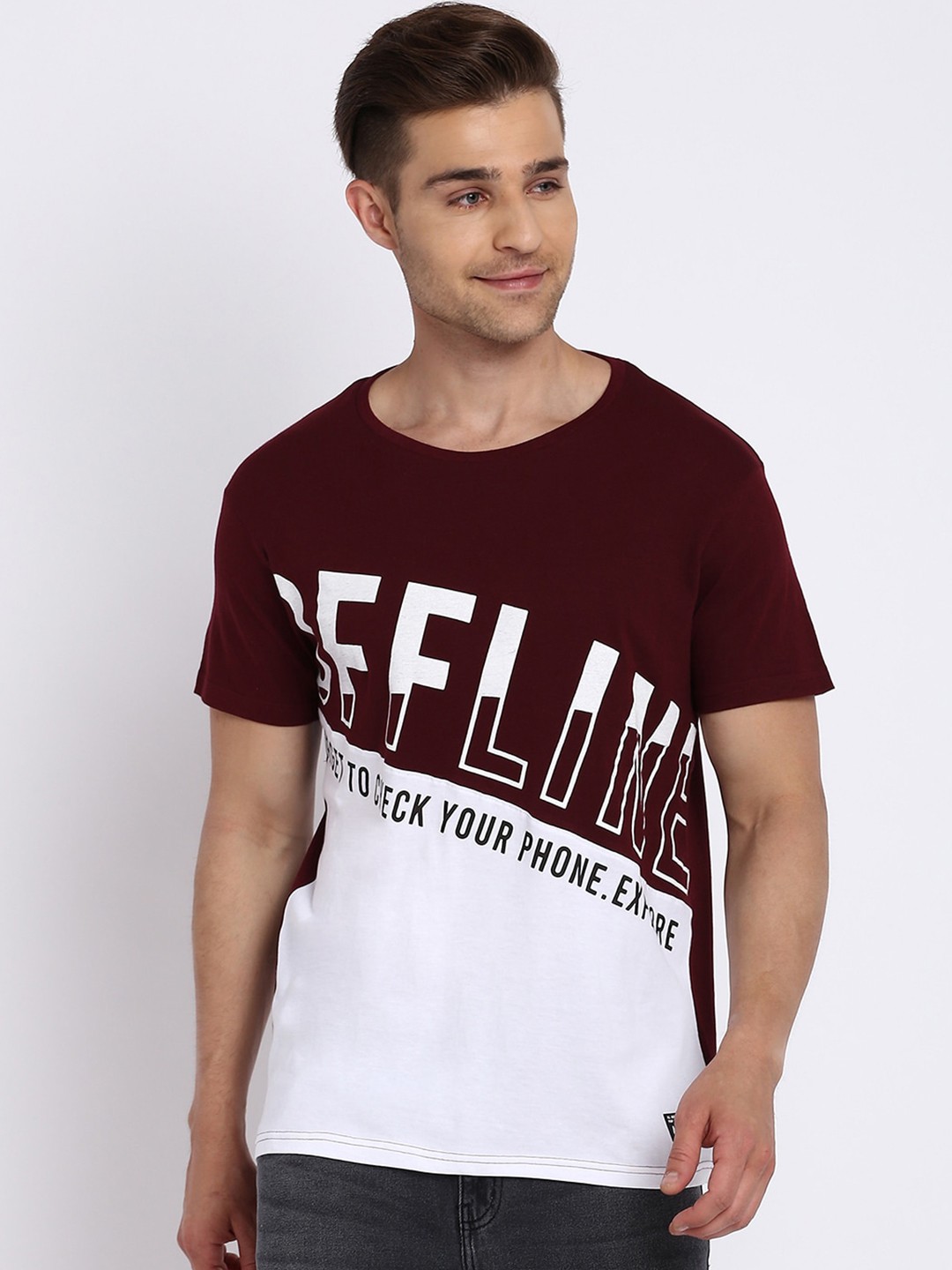 abof Men Maroon Typography Printed Applique Slim Fit T-shirt