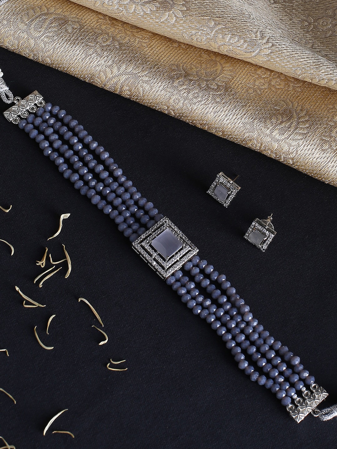 justpeachy Gold-Plated Grey & White Stone-Studded & Pearl Beaded Jewellery Set, Silver
justpeachy Gold-Plated Grey & White Stone-Studded & Pearl Beaded Jewellery Set, Silver