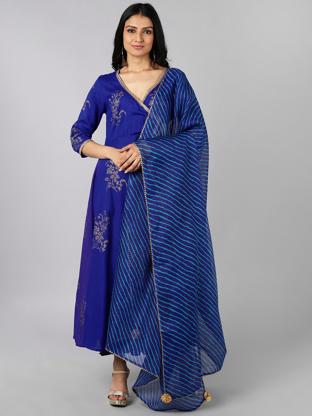 Indi INSIDE Women Blue Ethnic Motifs Angrakha Gotta Patti Kurta with Trousers & With Dupatta
Indi INSIDE Women Blue Ethnic Motifs Angrakha Gotta Patti Kurta with Trousers & With Dupatta