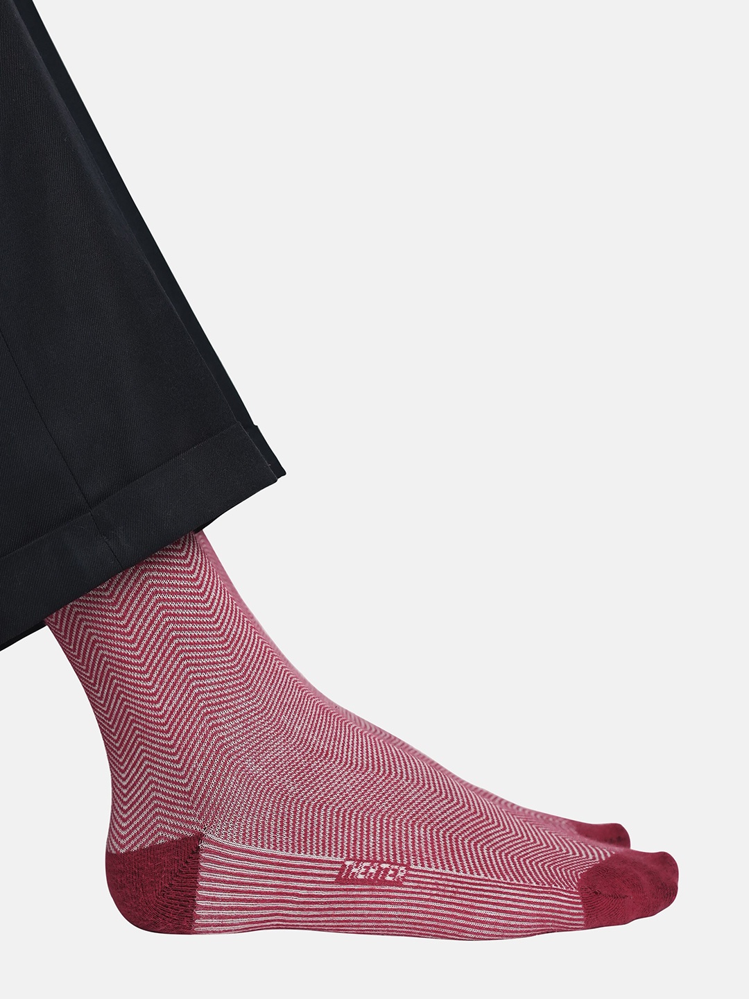 Theater Men Red & White Herringbone Socks
