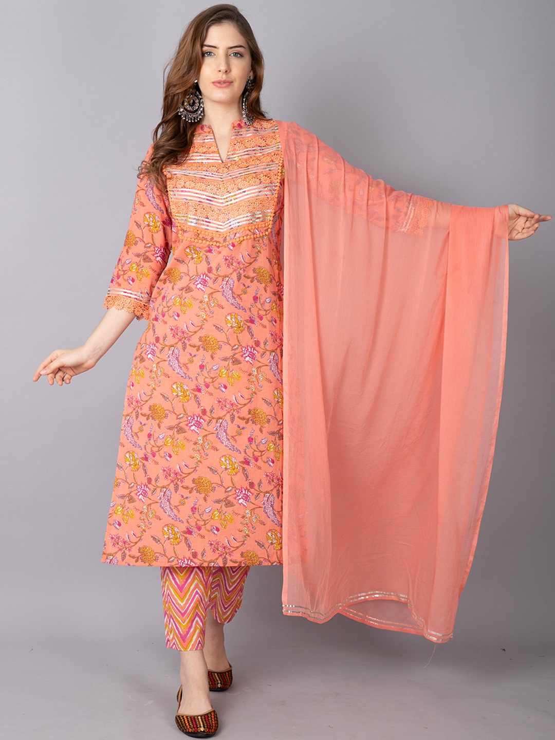 Rajnandini Women Orange Ethnic Motifs Printed Gotta Patti Pure Cotton Kurta with Trousers & With Dupatta
Rajnandini Women Orange Ethnic Motifs Printed Gotta Patti Pure Cotton Kurta with Trousers & With Dupatta