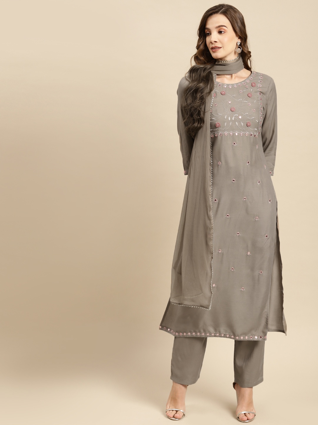 Prakhya Women Grey Ethnic Motifs Embroidered Mirror Work Kurta with Trousers & Dupatta
Prakhya Women Grey Ethnic Motifs Embroidered Mirror Work Kurta with Trousers & Dupatta