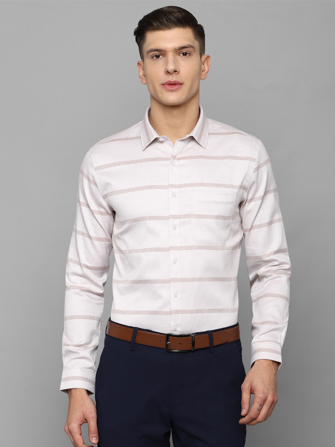 Louis Philippe Men White Slim Fit Horizontal Stripes Striped Pure Cotton Formal Shirt
Louis Philippe Men White Slim Fit Horizontal Stripes Striped Pure Cotton Formal Shirt