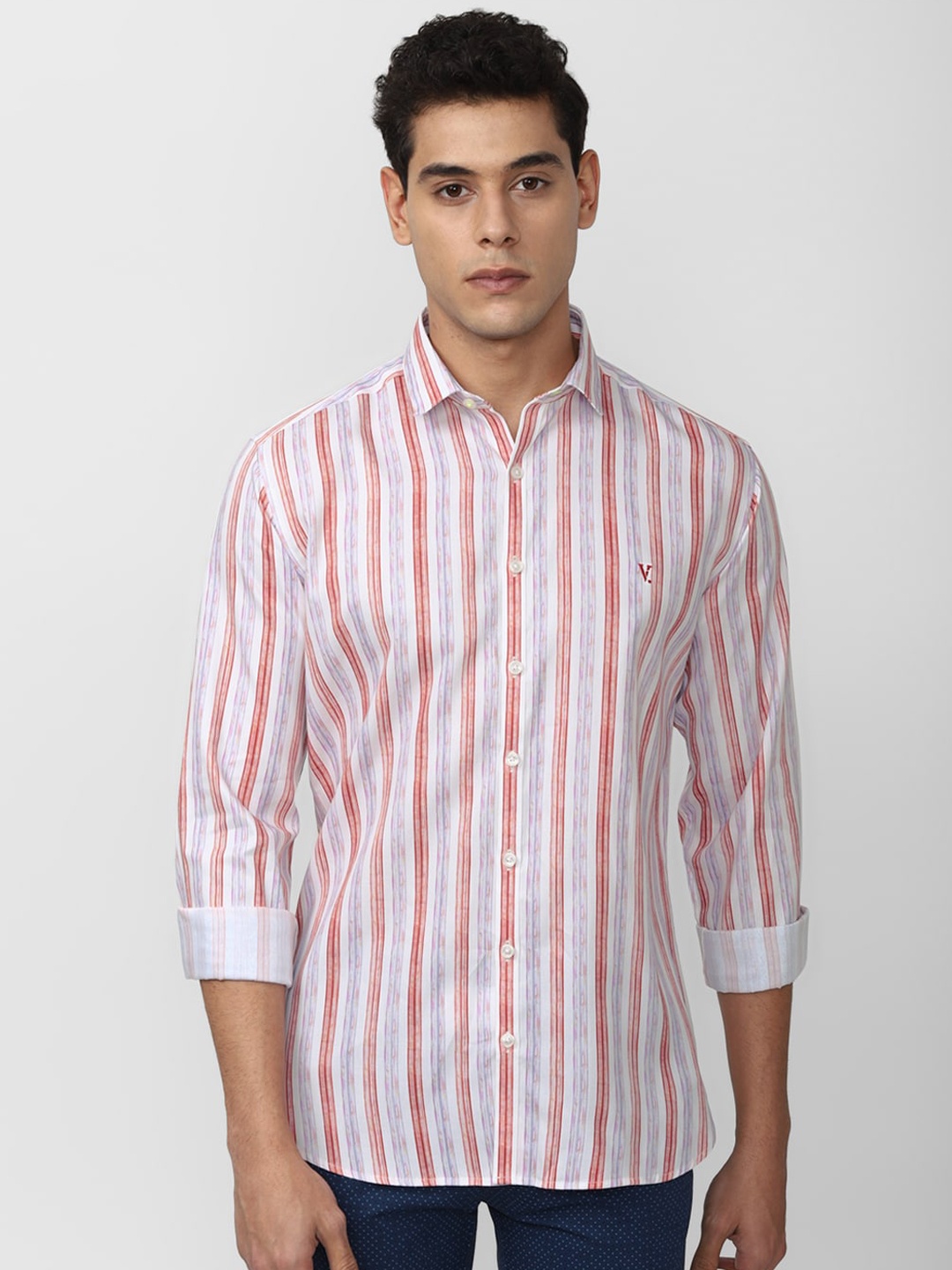 V Dot Men Pink & White Slim Fit Striped Pure Cotton Casual Shirt