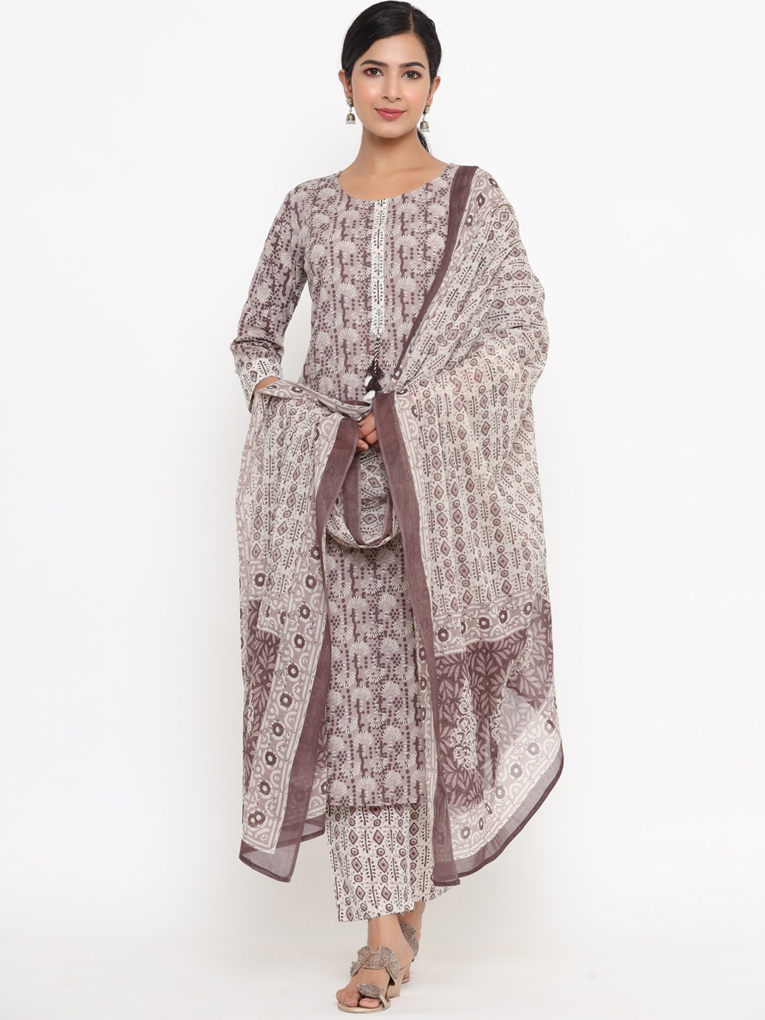 Yufta Women Beige Printed Panelled Sequinned Pure Cotton Kurti with Trousers & With Dupatta
Yufta Women Beige Printed Panelled Sequinned Pure Cotton Kurti with Trousers & With Dupatta