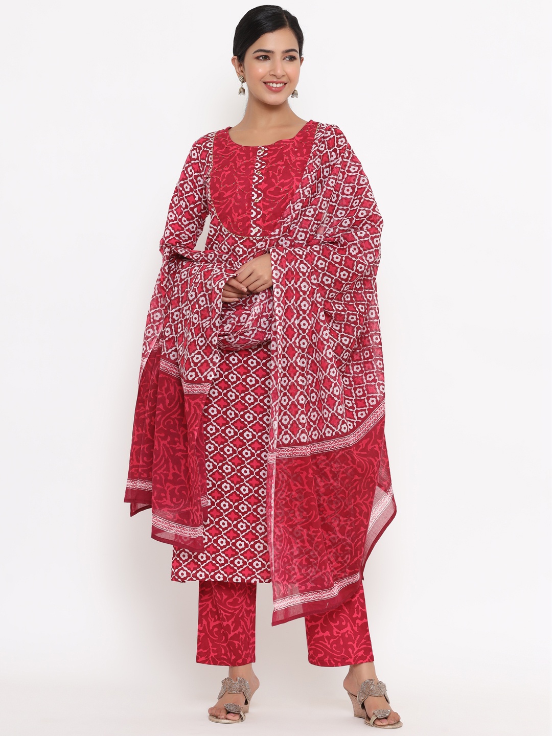 Yufta Women Pink Ethnic Motifs Printed Panelled Sequinned Pure Cotton Kurta with Churidar & With Dupatta
Yufta Women Pink Ethnic Motifs Printed Panelled Sequinned Pure Cotton Kurta with Churidar & With Dupatta