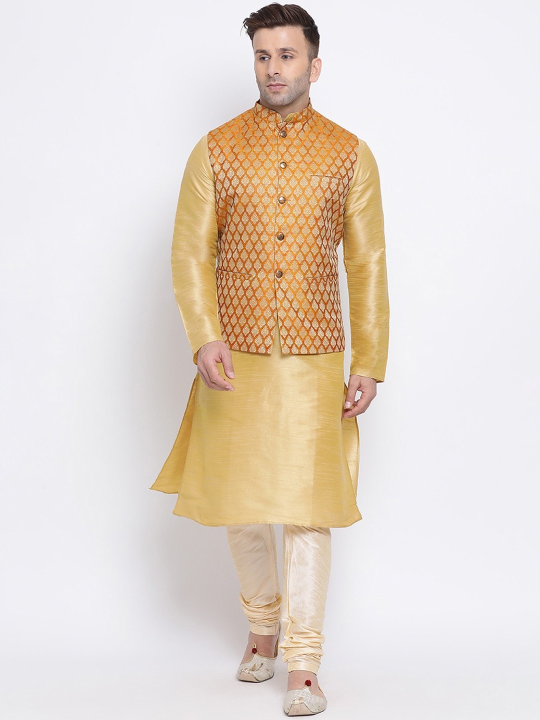 NAMASKAR Men Cream-Coloured Ethnic Motifs Dupion Silk Kurta with Churidar & Nehru Jacket
NAMASKAR Men Cream-Coloured Ethnic Motifs Dupion Silk Kurta with Churidar & Nehru Jacket